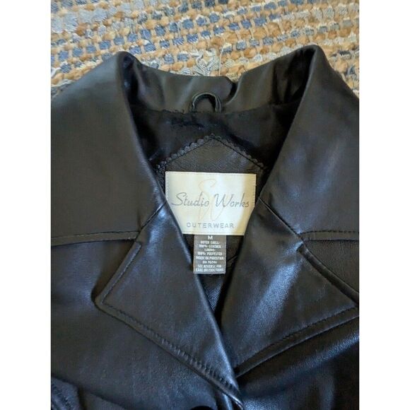 Black Leather Jacket/Coat Button Up M Pockets Y2K Baddie Mobwife Luxury - Picture 6 of 7